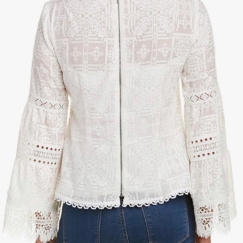Nanette Lepore White Lace Bell Sleeve V Neck Button Up Blouse Top‎ Size 4 - Picture 7 of 7